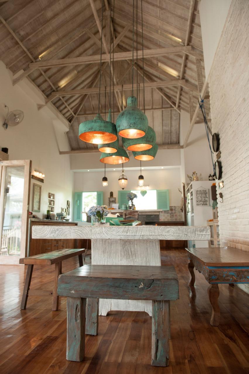 STYLISH 5-BEDROOM VILLA FOR RENT IN THE HEART OF CANGGU